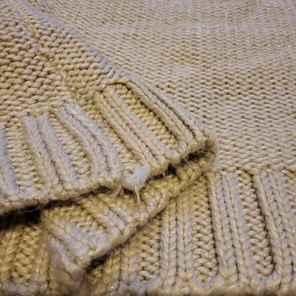 A.N.A. cream crew neck sweater with a cable knit pattern with flecks of gold - Picture 10 of 10